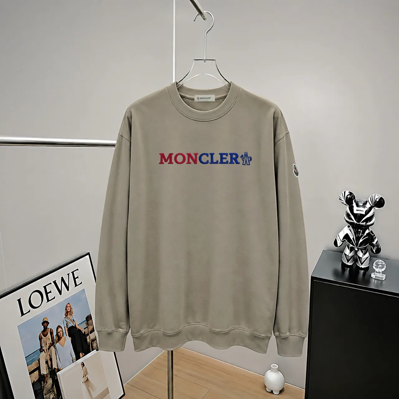 Moncle* logo 《 》 380 ， ， Same Style ， : Black White Coffee Brown Size：S（90-130 ） M（125-150 ） L（135-165 ） XL（160-190 ） XXL（185-220 ）